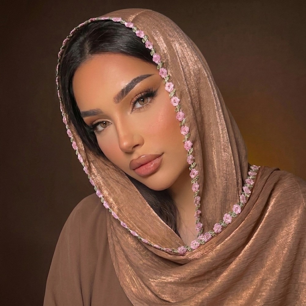 Embroidery Veil - Çok Yönlü Şeffaf Kadın Başörtüsü Parlak