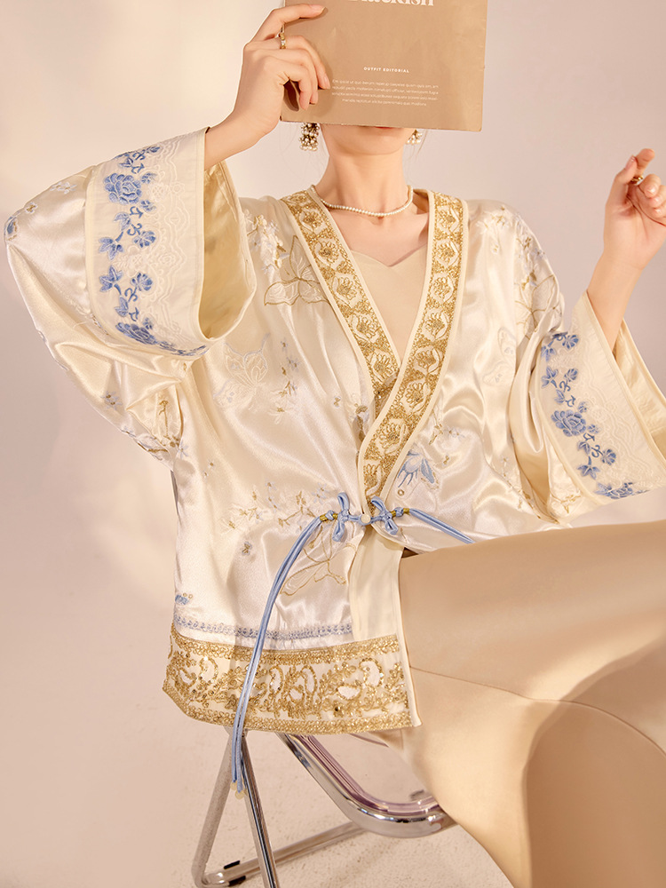 Embroidery Knit - 2026 İlkbahar Lüks Yeni Çin Kelebek