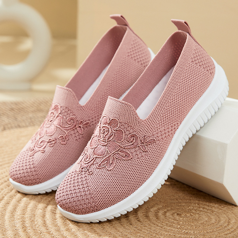 Embroidery Knit - Çiçek Nakışlı Örgü Fileli Slip-On Ayakkabılar